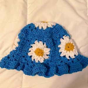 Blue Crochet Daisy Bucket Hat
